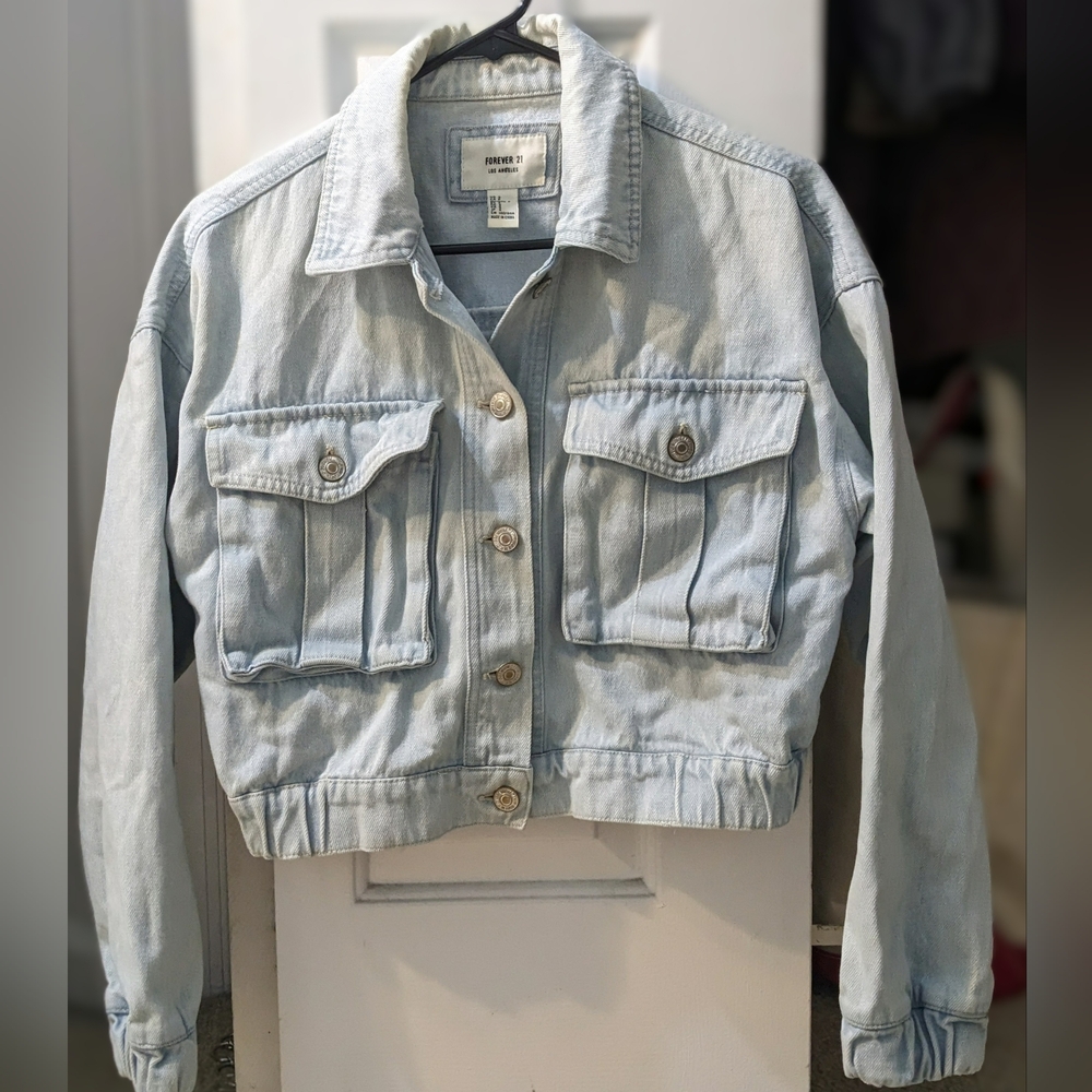 Forever 21 Light Blue Wash Cropped Jean Jacket